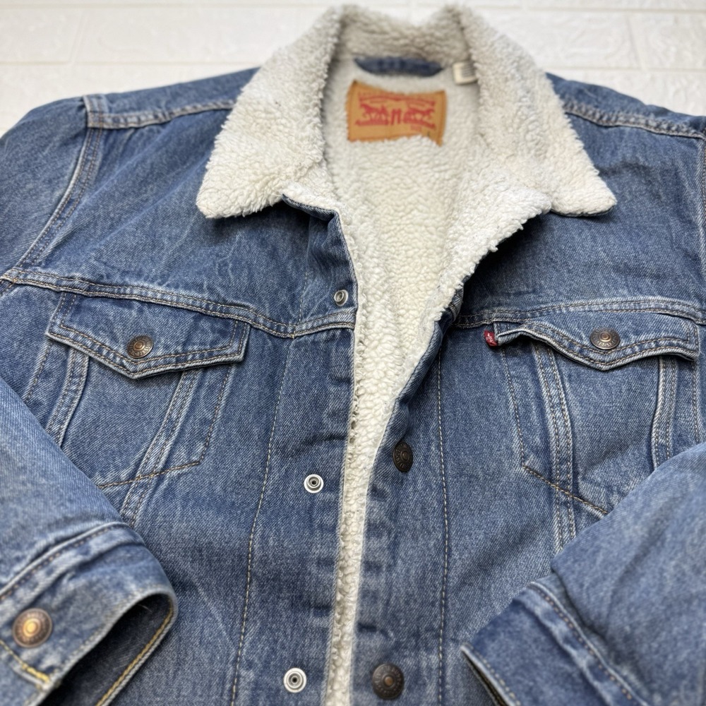 Levis Sherpa Lined Denim Trucker Jacket Blue Snap Front Mens Size Large